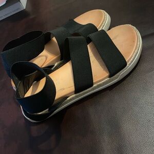 Madden girl sandals